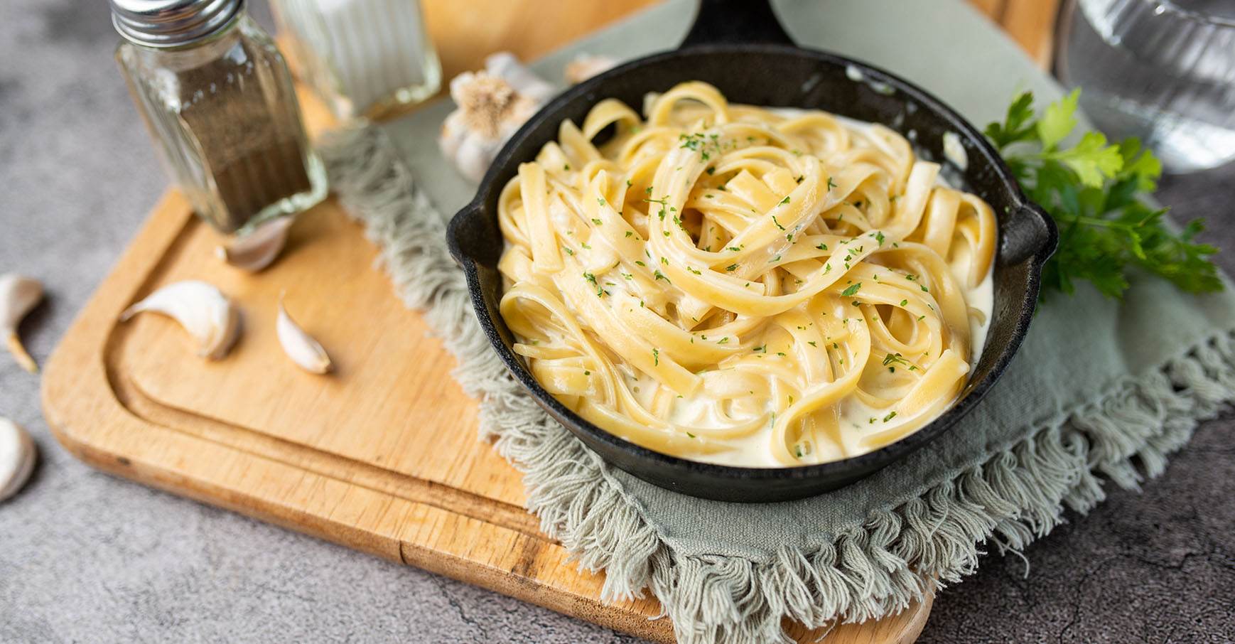 Kawungan Alfredo with pork belly